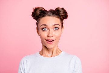 Close-up portrait of her she nice-looking lovely adorable attractive funny cheerful cheery girl...