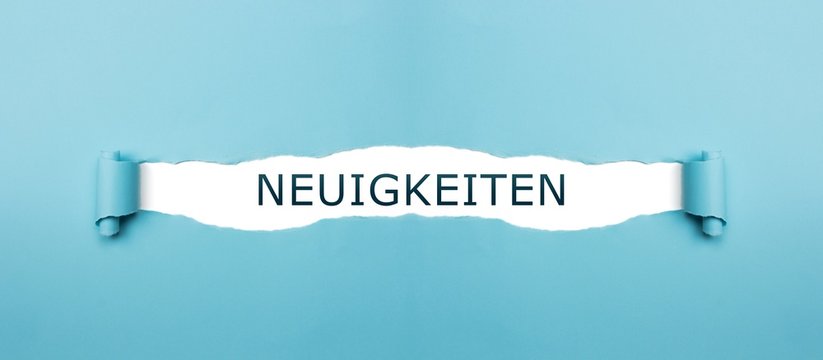 Neuigkeiten auf gerissenen Papier