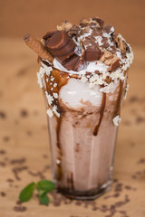  Milkshake with chocolate cookies 