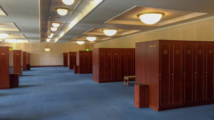 ゴルフ場　ロッカールーム