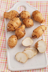 Jerusalem artichokes on a cutting board