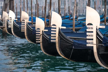 Foto auf Glas Gondeln in Venedig, Italien © eyetronic