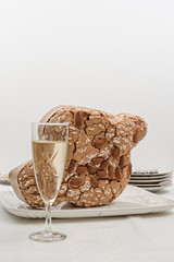 Colomba pasquale, Dolce di Pasqua, Italiano, Regionale, intero