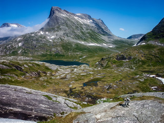 Fototapeta na wymiar Beautiful Norwegian nature, mountains