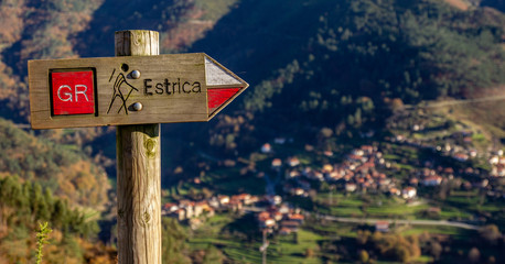 Obraz premium village in mountains