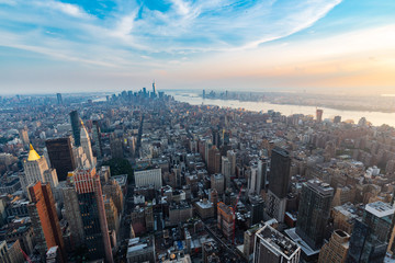 Obraz premium A view of Manhattan during the sunset - New York
