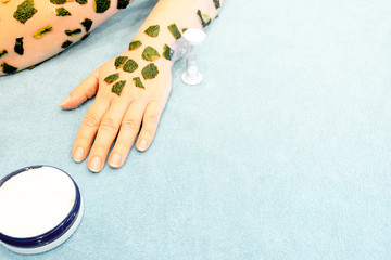 Skin beriberi, allergic reactions, the appearance of crusts on the skin reaction the concept of...