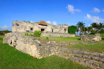 Fototapeta na wymiar Tulum - the site of a pre-Columbian Mayan walled city in Mexico. 