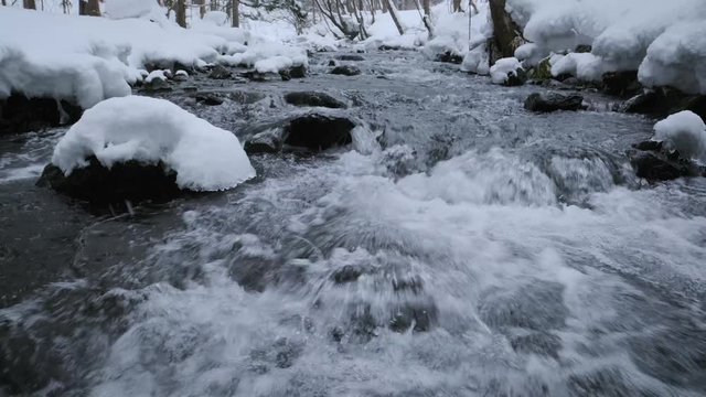 雪の渓流 022 スローモーション 60fps 4K