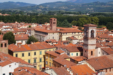 Fototapeta na wymiar Aerial view from the Clock Tower of Lucca, Tuscany, Italy