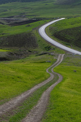 Obraz premium road in the mountains