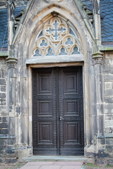 Fototapeta na wymiar Tür von der Kirche St. Jakob in Köthen (Sachsen-Anhalt) 