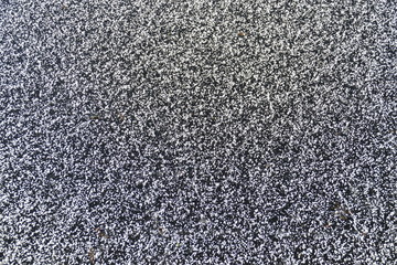 Eisfläche auf einem zugefrorenen See