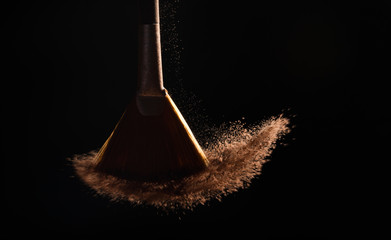 Cacao powder in motion