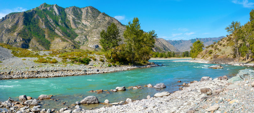 Mountain river Chuya