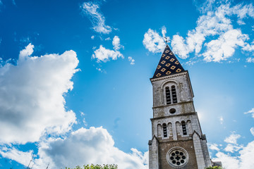 Clocher du village de Nolay, France