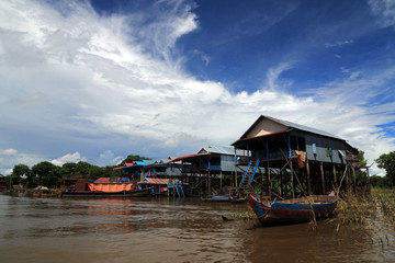 Fototapeta na wymiar Tonle Sap stilt houses, Cambodia