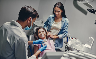 Obraz premium Children in dental clinic