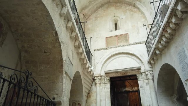 Cave's entrance, Monte Sant'Angelo