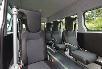 Moderner Transporter f&uuml;r Menschen mit Behinderung