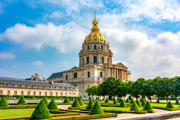 Les Invalides (National Residence of the Invalids) in Paris, France - obrazy, fototapety, plakaty