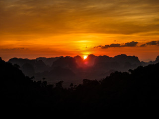 Coucher de Soleil sur la Thailande