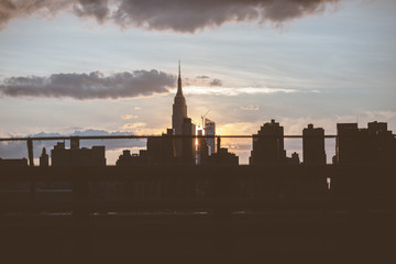 new york skyline at sunset