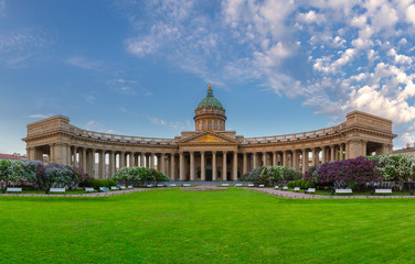 Obraz premium Saint Petersburg. Panorama of St. Petersburg from a height. Nevsky Avenue. Night St. Petersburg. Russia. City streets. Russian cities. Kazan Cathedral. Panorama of Nevsky Prospect.