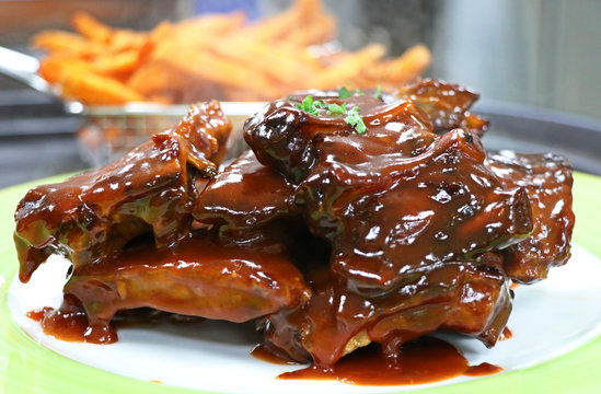 Sticky Barbecue Pork Ribs