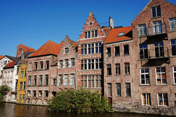 Fototapeta na wymiar Belgian Canal Houses