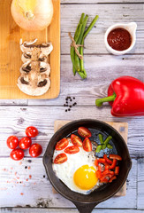 scrambled eggs with vegetables and products