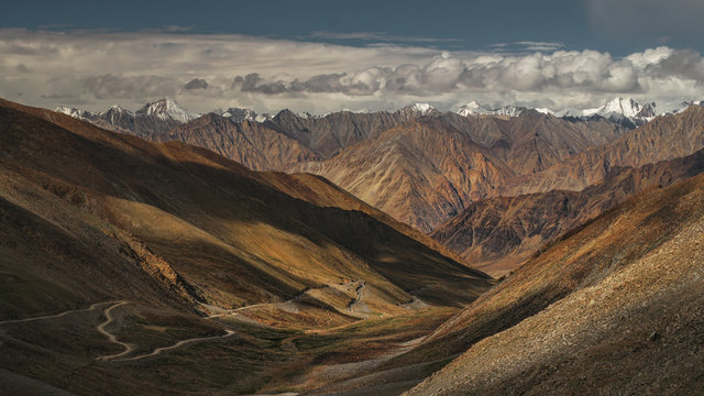 Mountain valley view in khardung la pass, Himalayan range