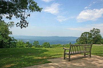 Fototapeta na wymiar The bench - Shanandoah NP, Virginia