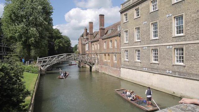 Mathematical Bridge & River Cam, Cambridge, Cambridgeshire, England, UK, Europe