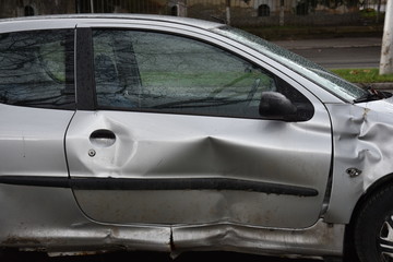Obraz na płótnie Canvas car door,car hit, 