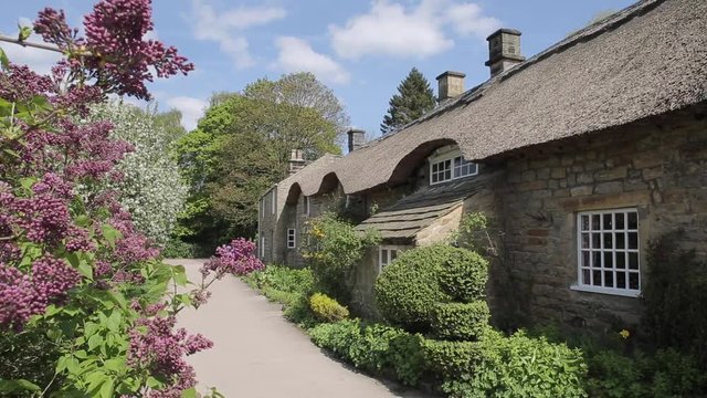 Cottages in Baslow Village, Derbyshire, England, UK, Europe 