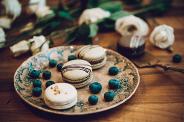 macarons with blueberries