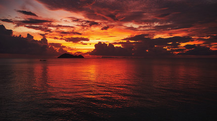 Fototapeta na wymiar Koh Phangan island, Thailand. Sunset on the sea
