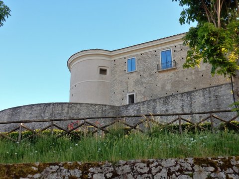 Gesualdo - Scorcio del castello