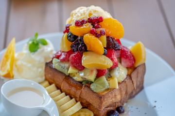 Honey toast