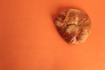 Naklejka premium delicious baked honey bun