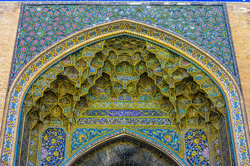 Fototapeta na wymiar Tehran Shahid Motahhari Mosque 03