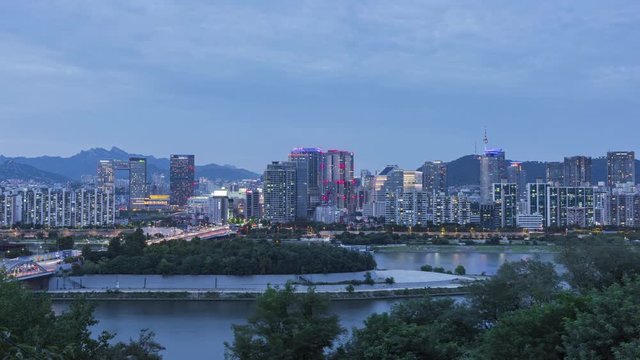 Timelapse of Seoul City Skyline, South Korea