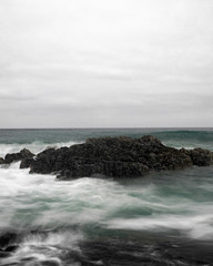 Obraz premium waves on the beach