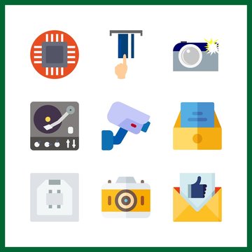 9 electronic icon. Vector illustration electronic set. inbox and email icons for electronic works