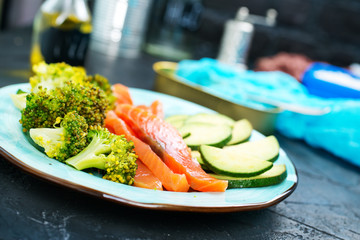 salmon with vegetables