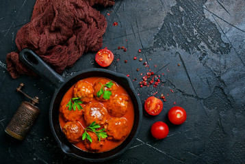 meatballs with sauce