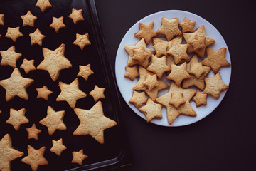 Cookies stars are on the tram