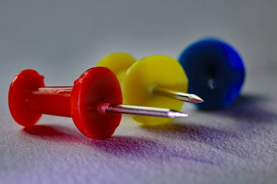 Pinnwand-Nadeln Bunt, 2x18 Stück - Stecknadeln Für Kork- & Stoffpinnwände, Markenqualität