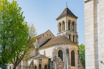 Fototapeta na wymiar Exterior view of Church of Saint Peter of Montmartre